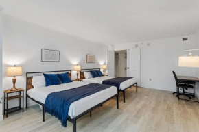 TWO Adjacent Spacious CozySuites on the Boardwalk